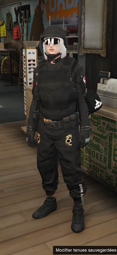 Tenue Noir